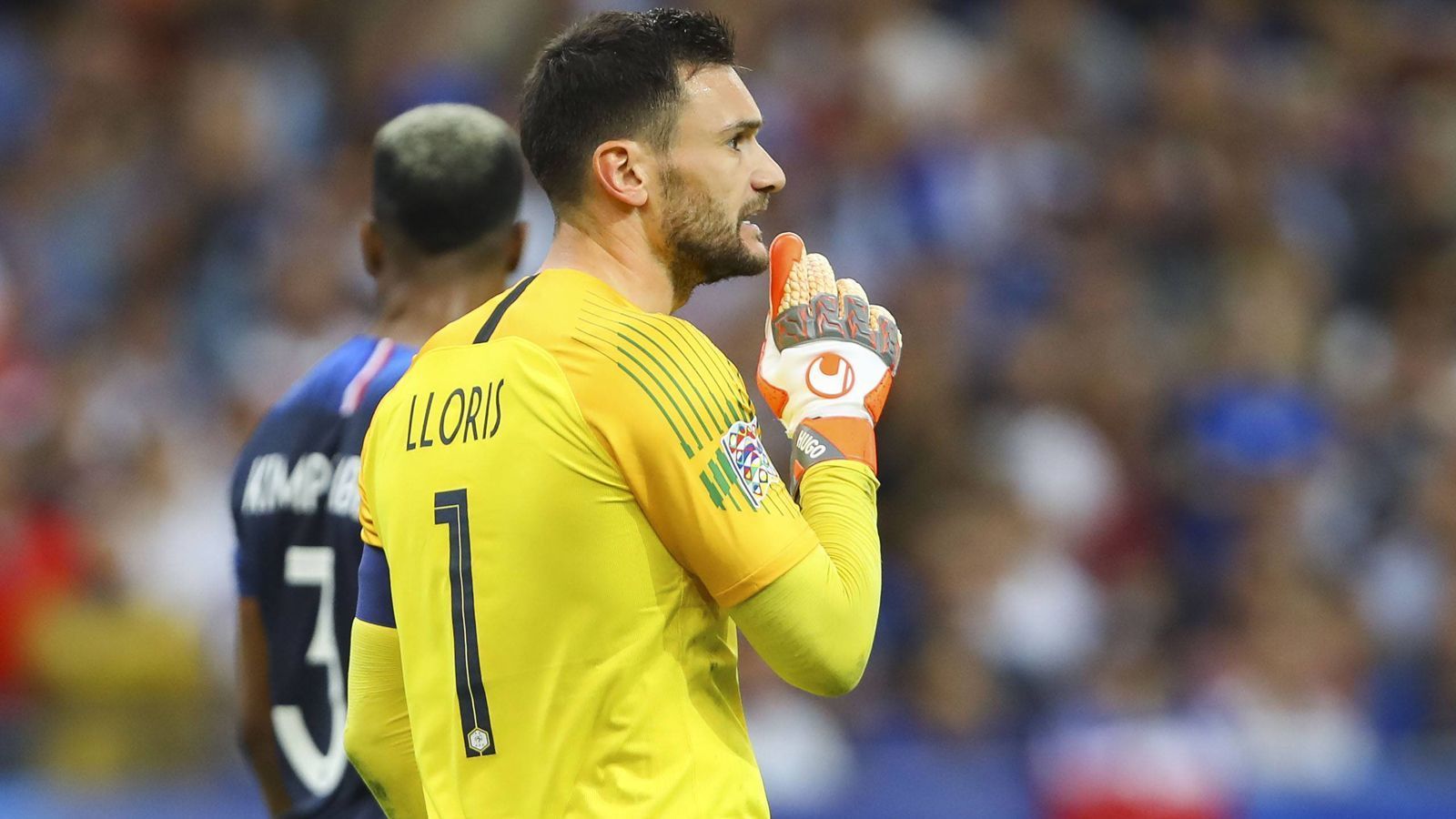 
                <strong>Hugo Lloris (Frankreich)</strong><br>
                Pech beim Elfmeter von Toni Kroos. Der Kapitän der Franzosen ist zwar noch dran, kann das 1:0 der Deutschen letztendlich aber nicht verhindern. Ist in der 18. Minute aber zur Stelle und rettet in höchster Not bei einem Querpass von Sane auf Werner. Auch den Schuss von Ginter nach einer Ecke pariert Lloris glänzend. ran-Note: 2
              