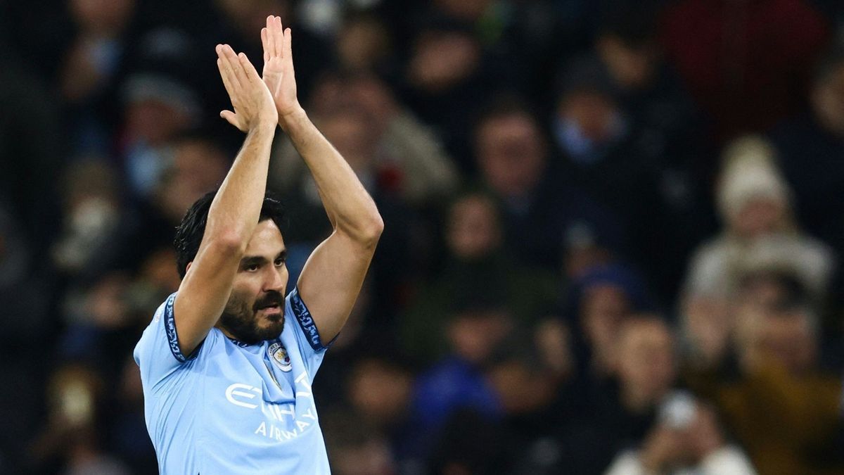 Ilkay Gündogan dankt den City-Anhängern