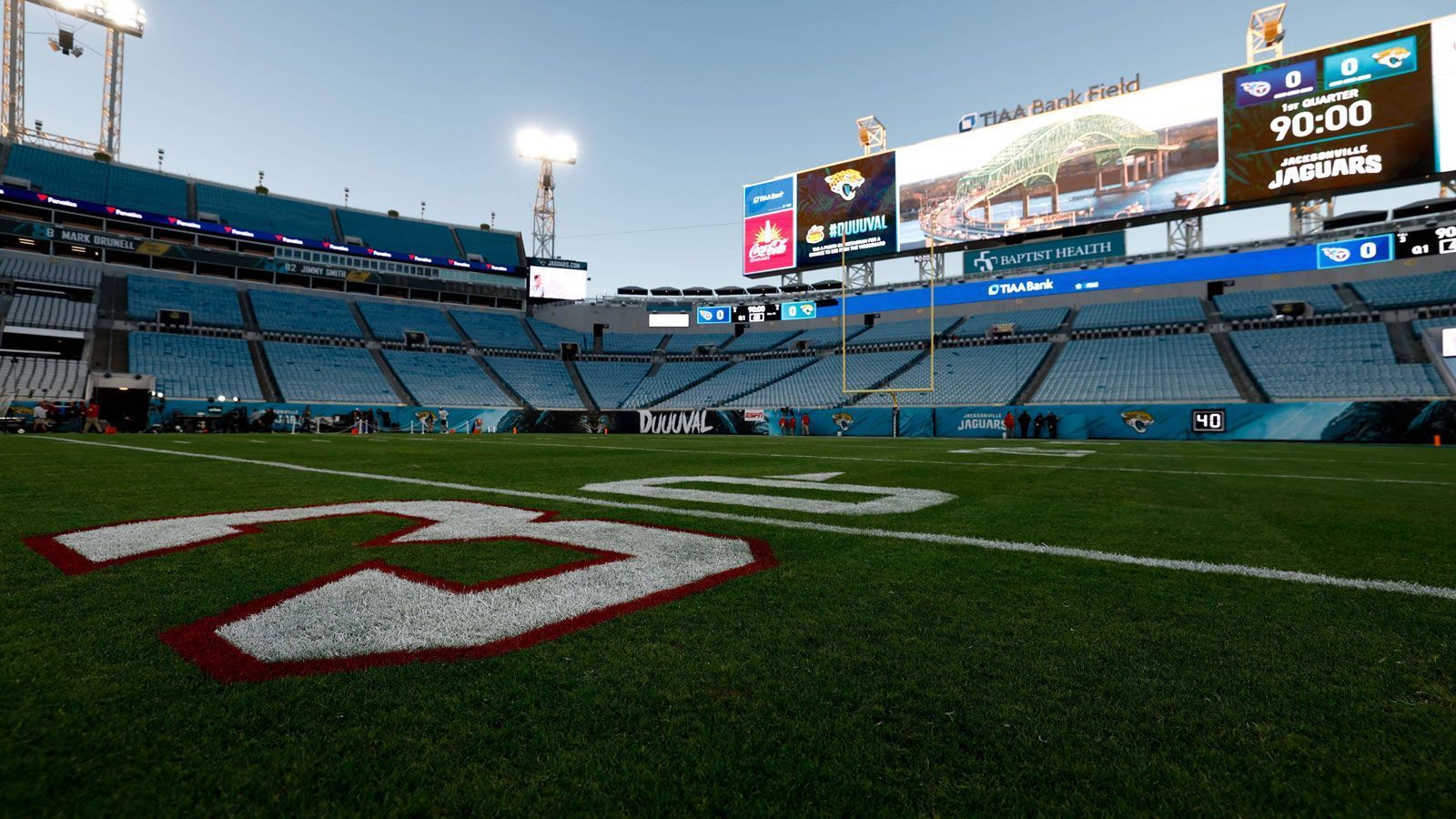 
                <strong>Jacksonville Jaguars: TIAA Bank Field</strong><br>
                Bester Name laut ChatGPT: "Jungle Gym"
              