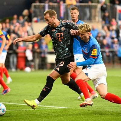 Holstein Kiel - Bayern München