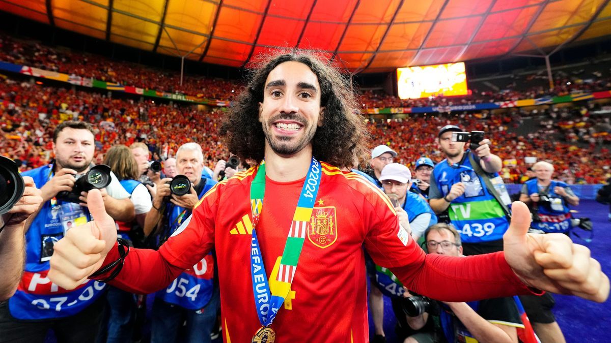 Spain v England: Final - UEFA EURO, EM, Europameisterschaft,Fussball 2024 Marc Cucurella left-back of Spain and Chelsea FC celebrates after their team s victory in the UEFA EURO 2024 final match be...