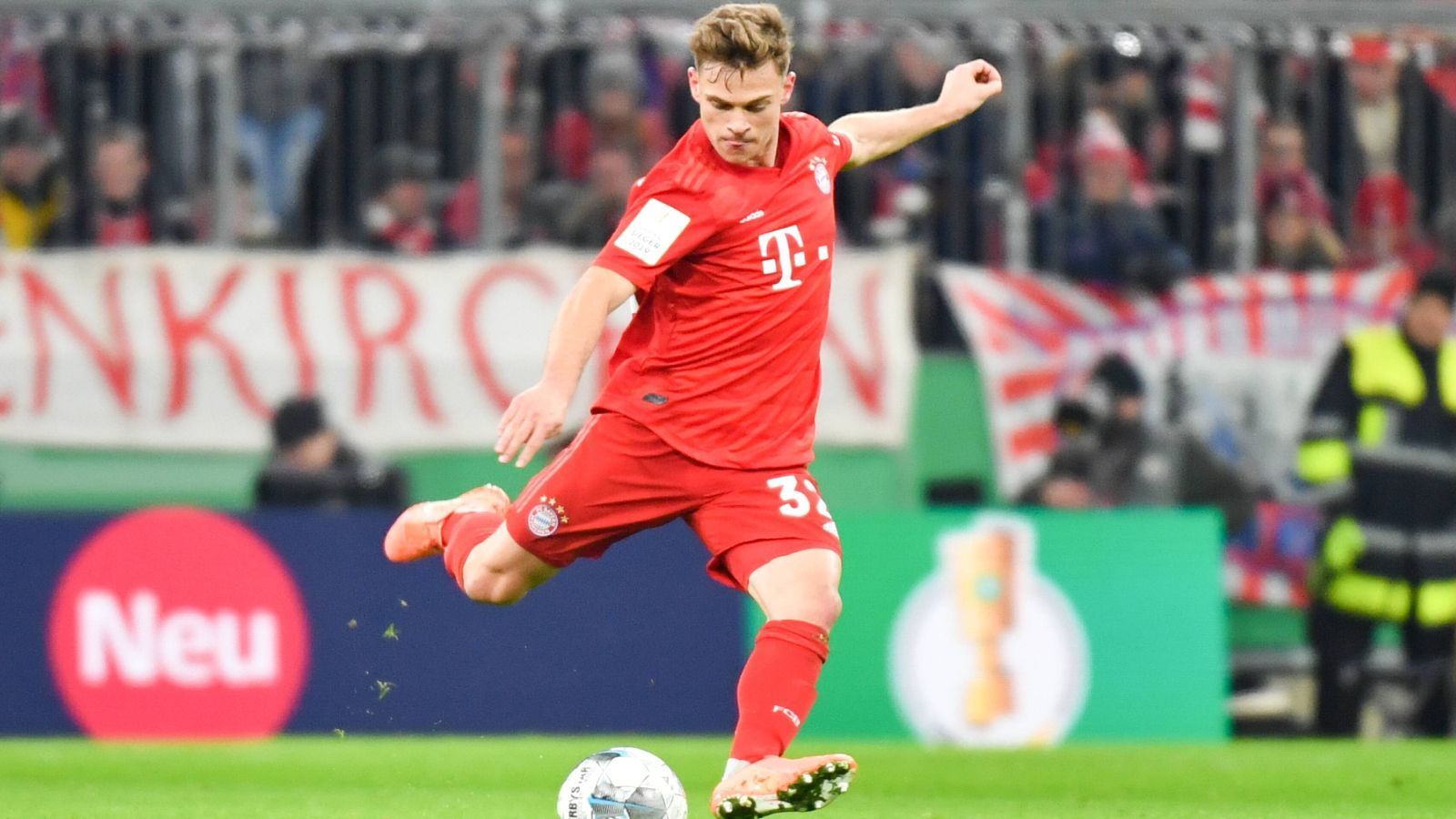 
                <strong>Joshua Kimmich</strong><br>
                Wie immer bissig in den Zweikämpfen, kämpferisch stark unterwegs. Offensiv nicht immer zwingend, aber insgesamt verlässlich in der Schaltzentrale. ran-Note: 3.
              