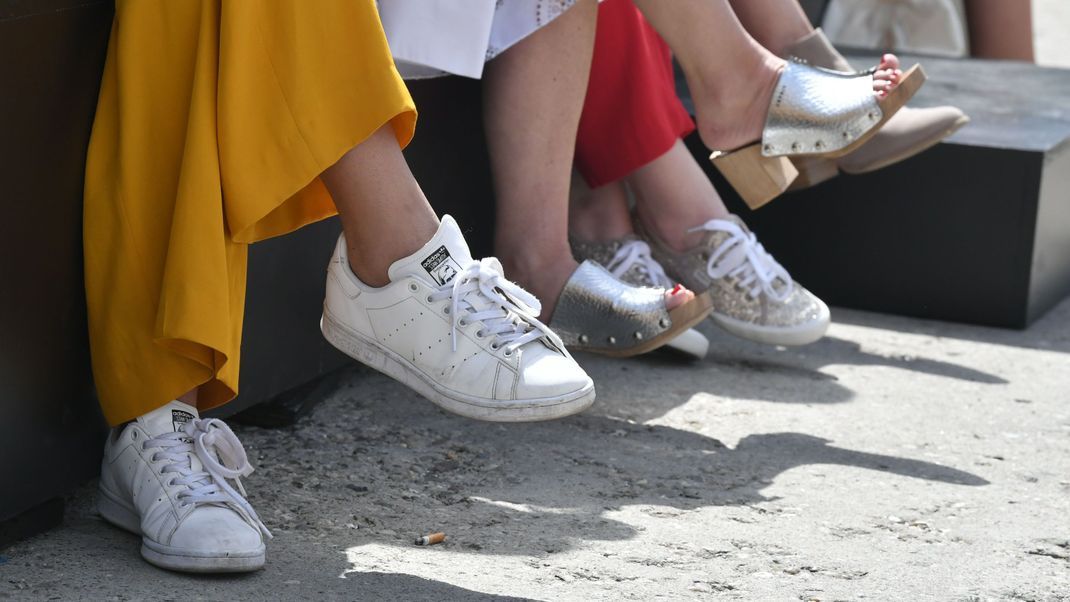 Schuhtrends kommen und gehen: Aber Sneaker sind gekommen um zu Bleiben.