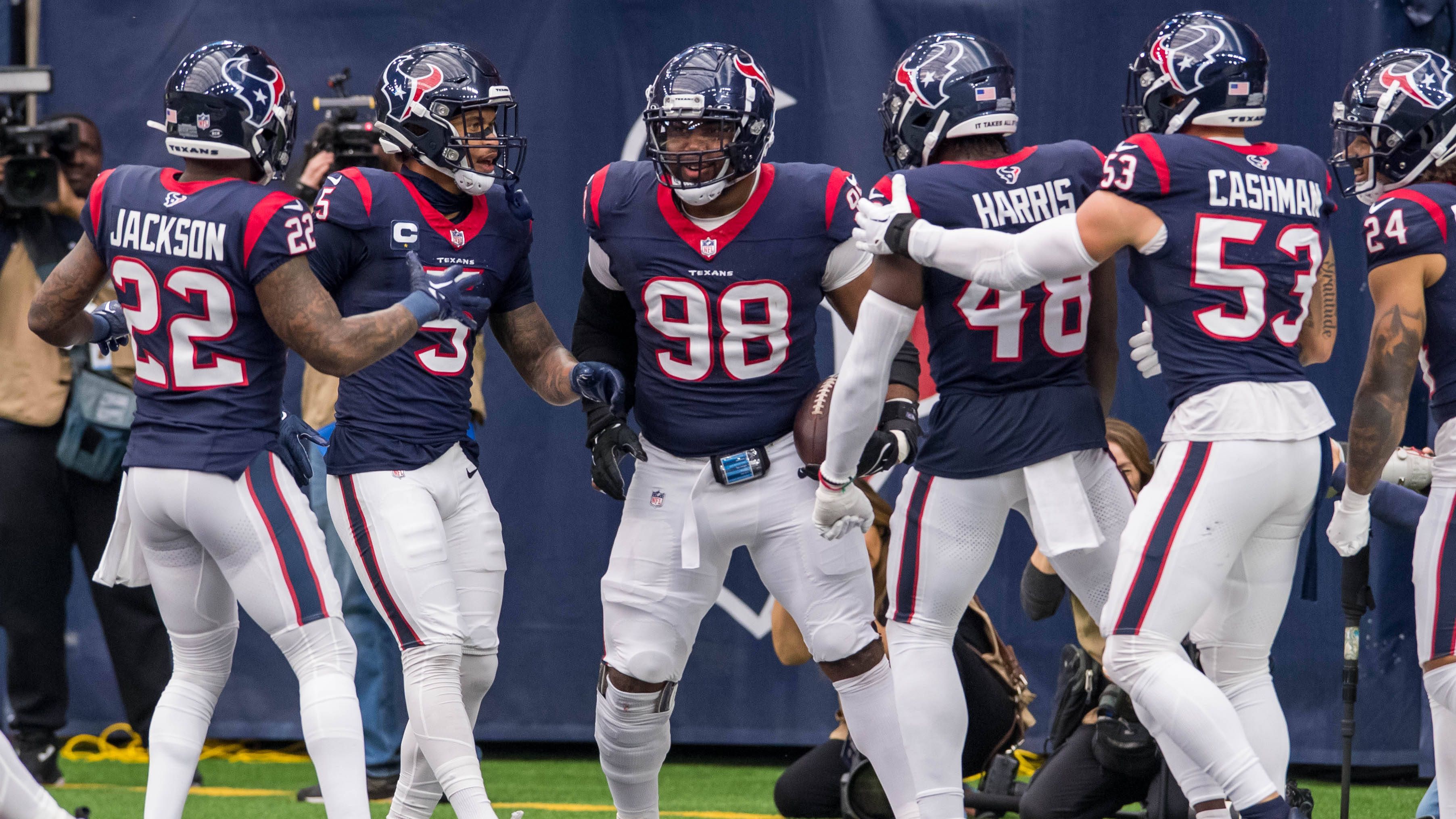 <strong>Houston Texans </strong><br>Die Offensive der Texans steht. In der Defensive tummeln sich in der Secondary zwar viele Erstrunden-Picks, aber C.J. Henderson, Jeff Okudah und - mit Abstrichen - auch Derek Stingley konnten noch nicht ihrem Draft-Status gerecht werden. Besonders Cornerback sollte deshalb ganz oben auf der Liste von Head Coach DeMeco Ryans stehen.