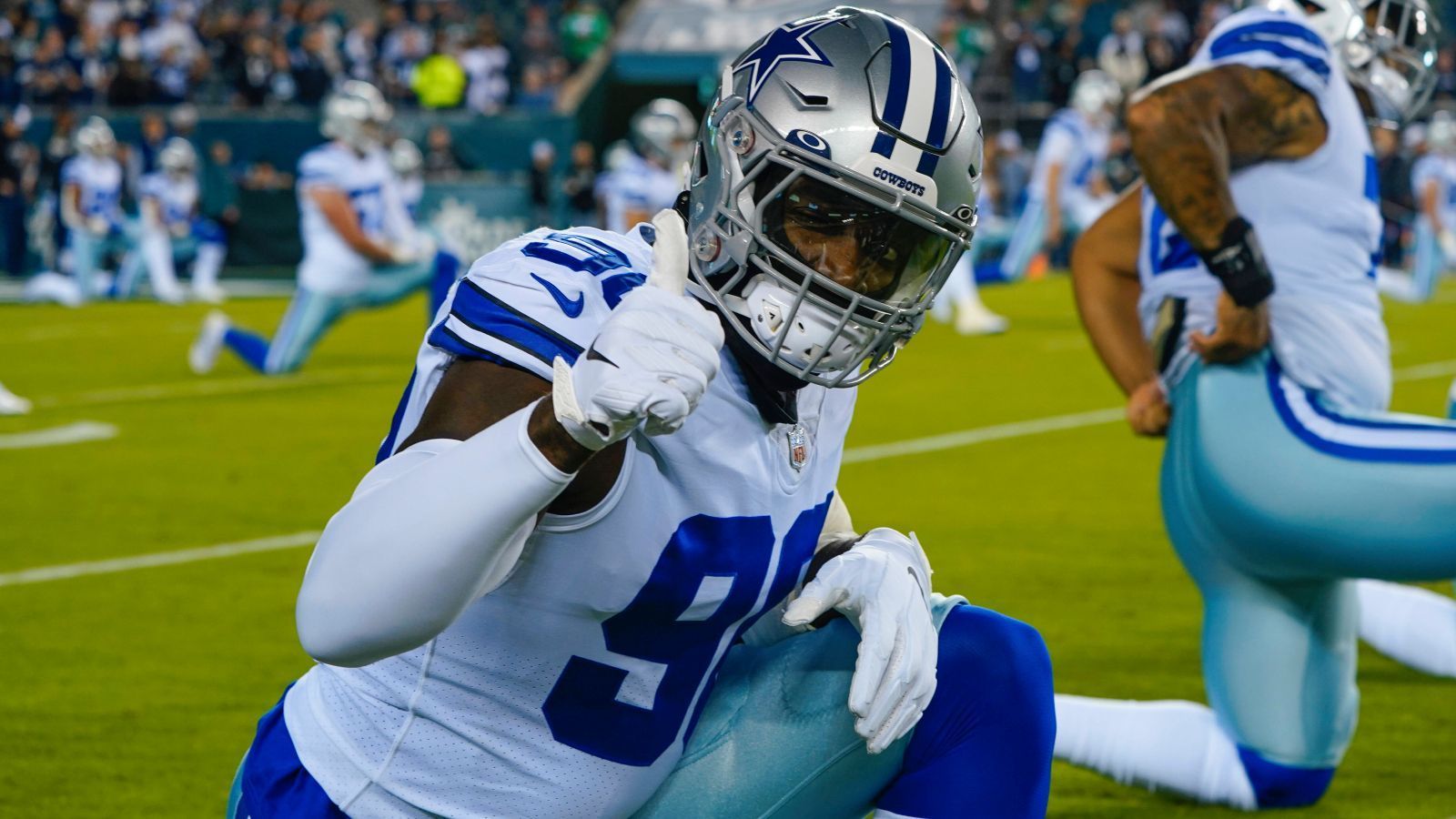 
                <strong>Platz 9: DeMarcus Lawrence</strong><br>
                &#x2022; Team: Dallas Cowboys<br>&#x2022; Gesamtstärke: 90<br>
              