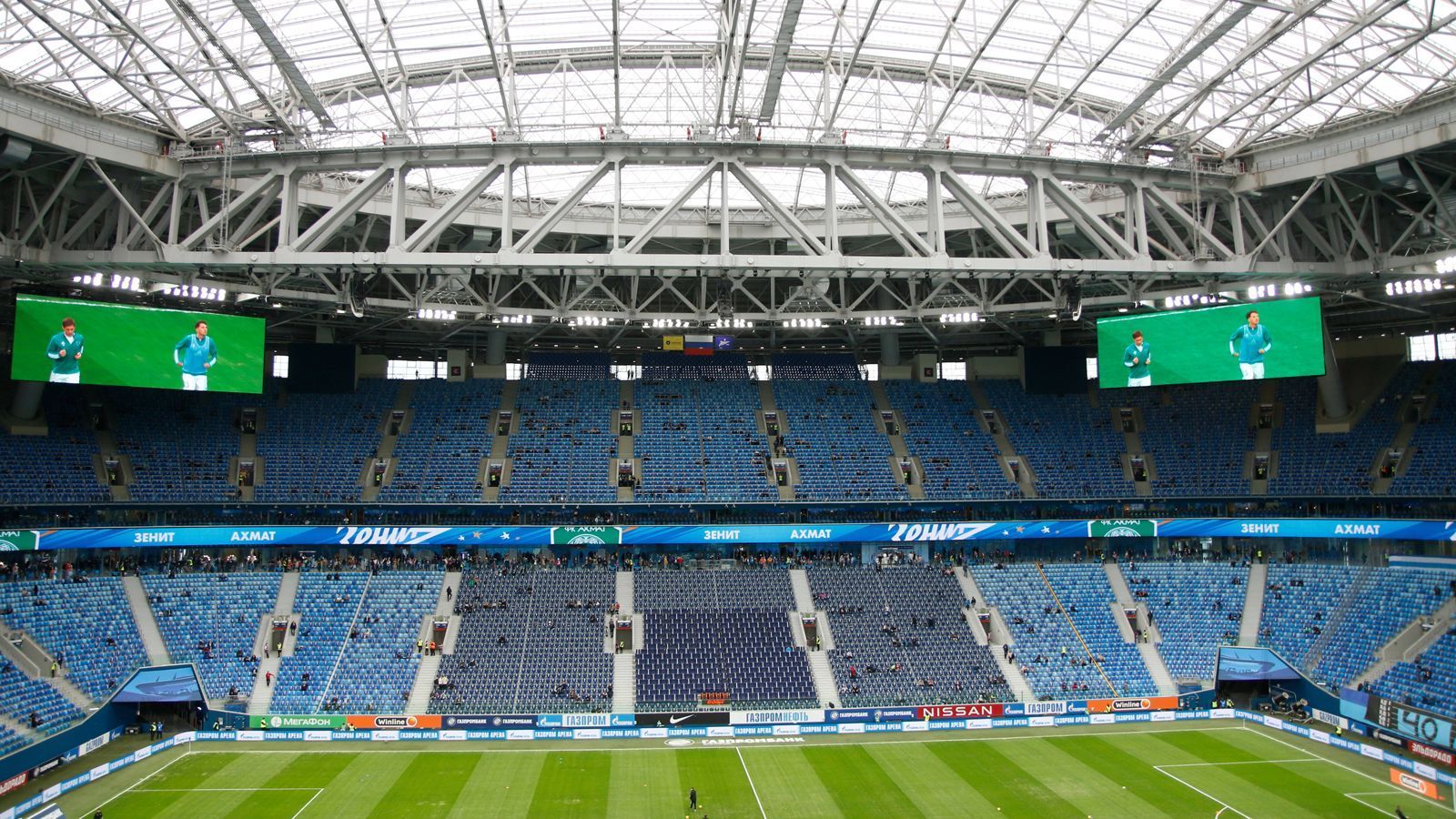 
                <strong>St. Petersburg - Gazprom Arena</strong><br>
                &#x2022; Kapazität: 61.000 - <br>&#x2022; Auslastung: 50 Prozent (30.500) - Kapazität könnte noch ansteigen<br>
              