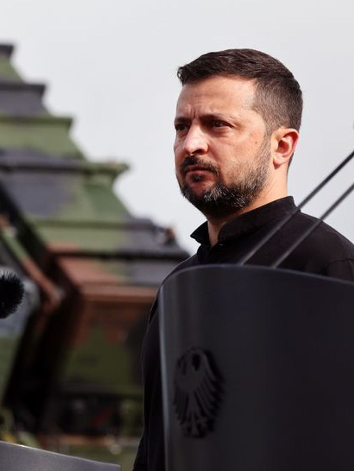 Der ukrainische Präsident will die Nato im Kampf gegen russische Drohnen mit Erfahrungen und Schulungen unterstützen.