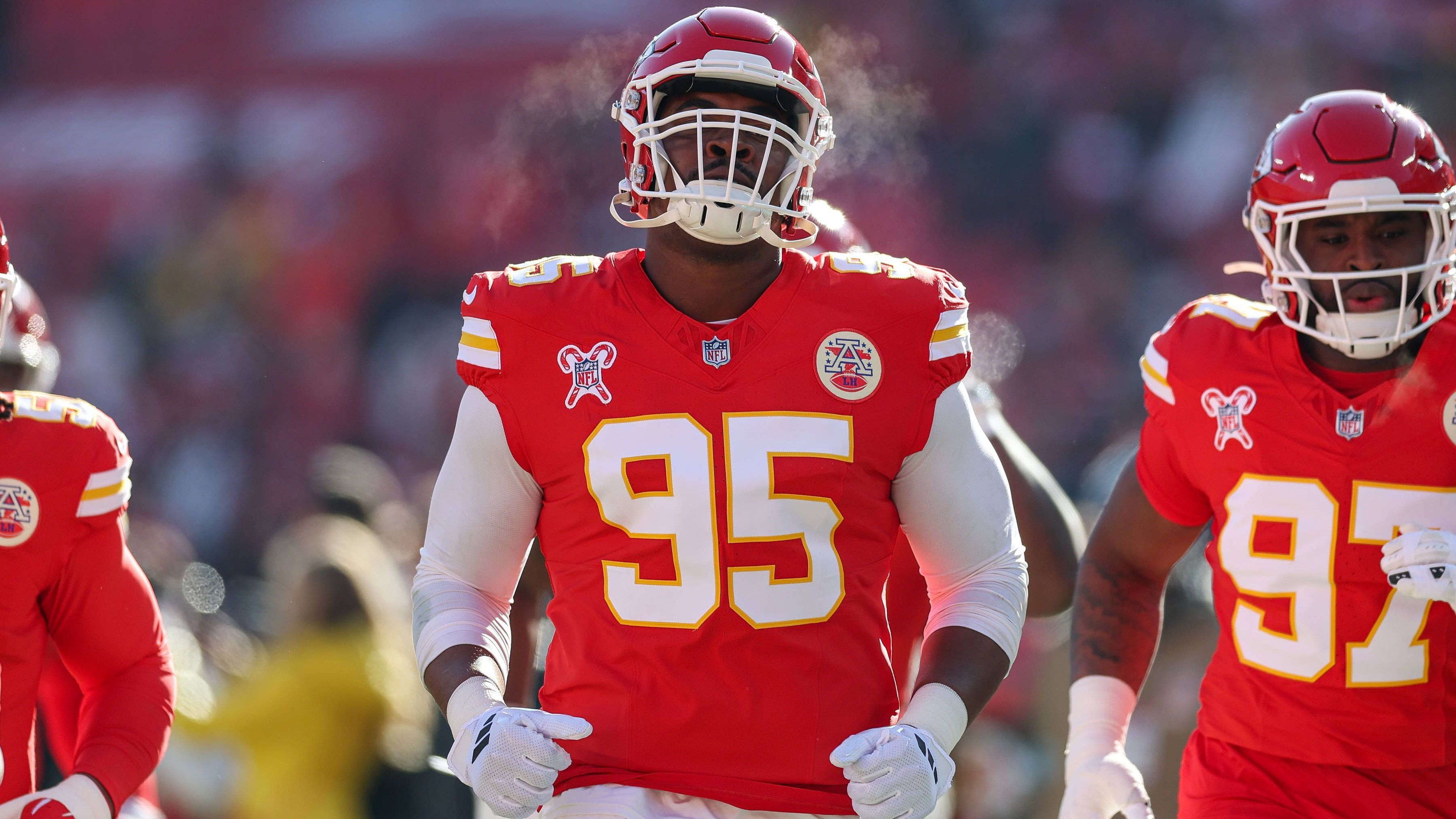 <strong>5 Pro Bowler: Kansas City Chiefs</strong><br>Travis Kelce (Tight End), Joe Thuney (Guard), Creed Humphrey (Center), Trey Smith (Guard), Chris Jones (Defensive Tackle)