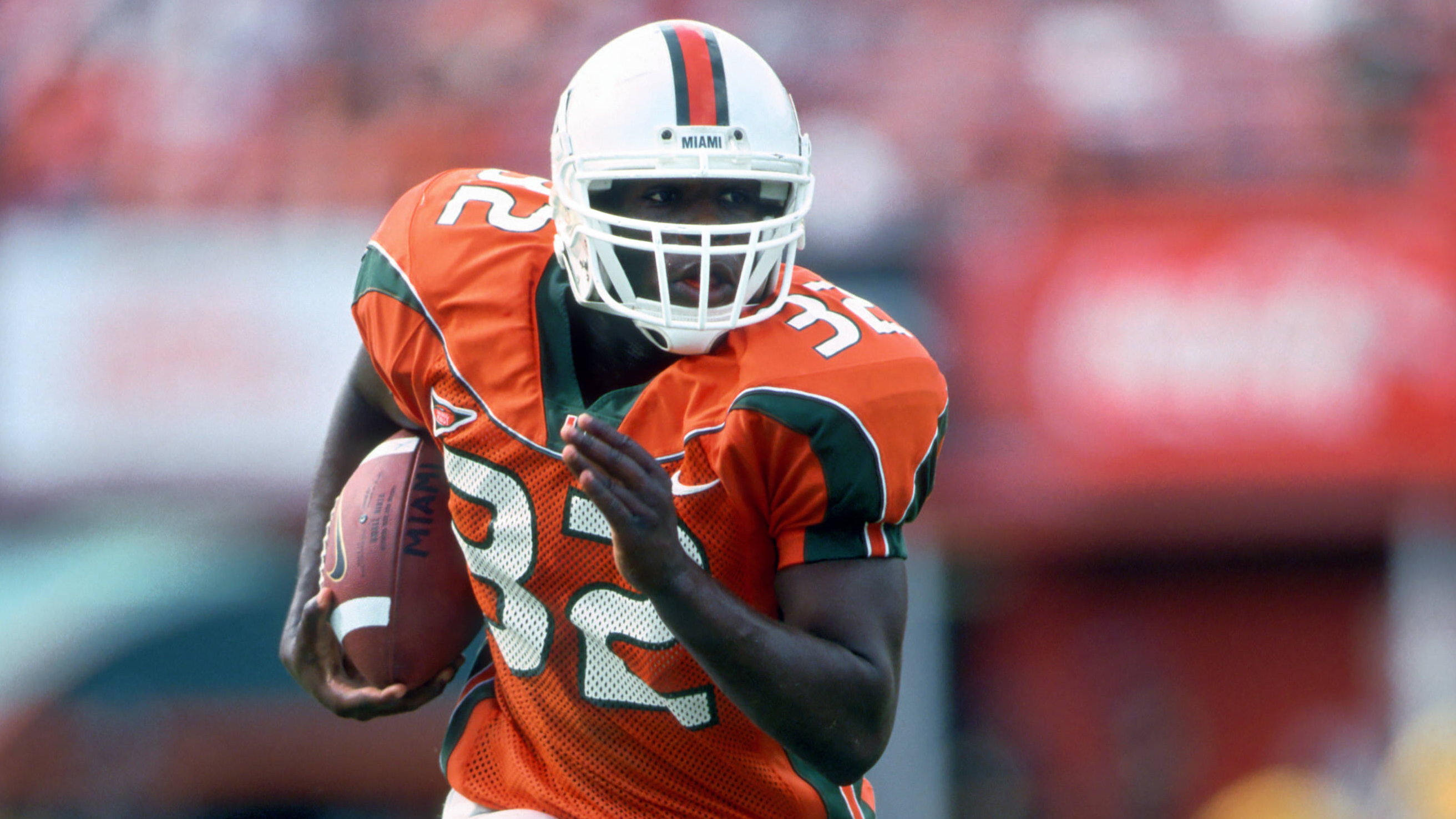 <strong>Platz 13: University of Miami</strong><br>Teamname: Miami Hurricanes<br>NFL-Spieler: 380<br>Zur Zeit aktive NFL-Spieler: 30<br>Bekannteste Namen: Ray Lewis, Calais Campbell, Frank Gore (Bild)