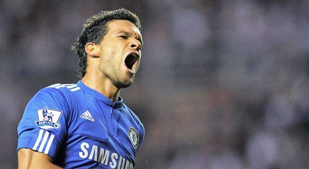 
                <strong>ZM: Michael Ballack</strong><br>
                FC Chelsea (2006 bis 2010 - 167 Spiele)
              