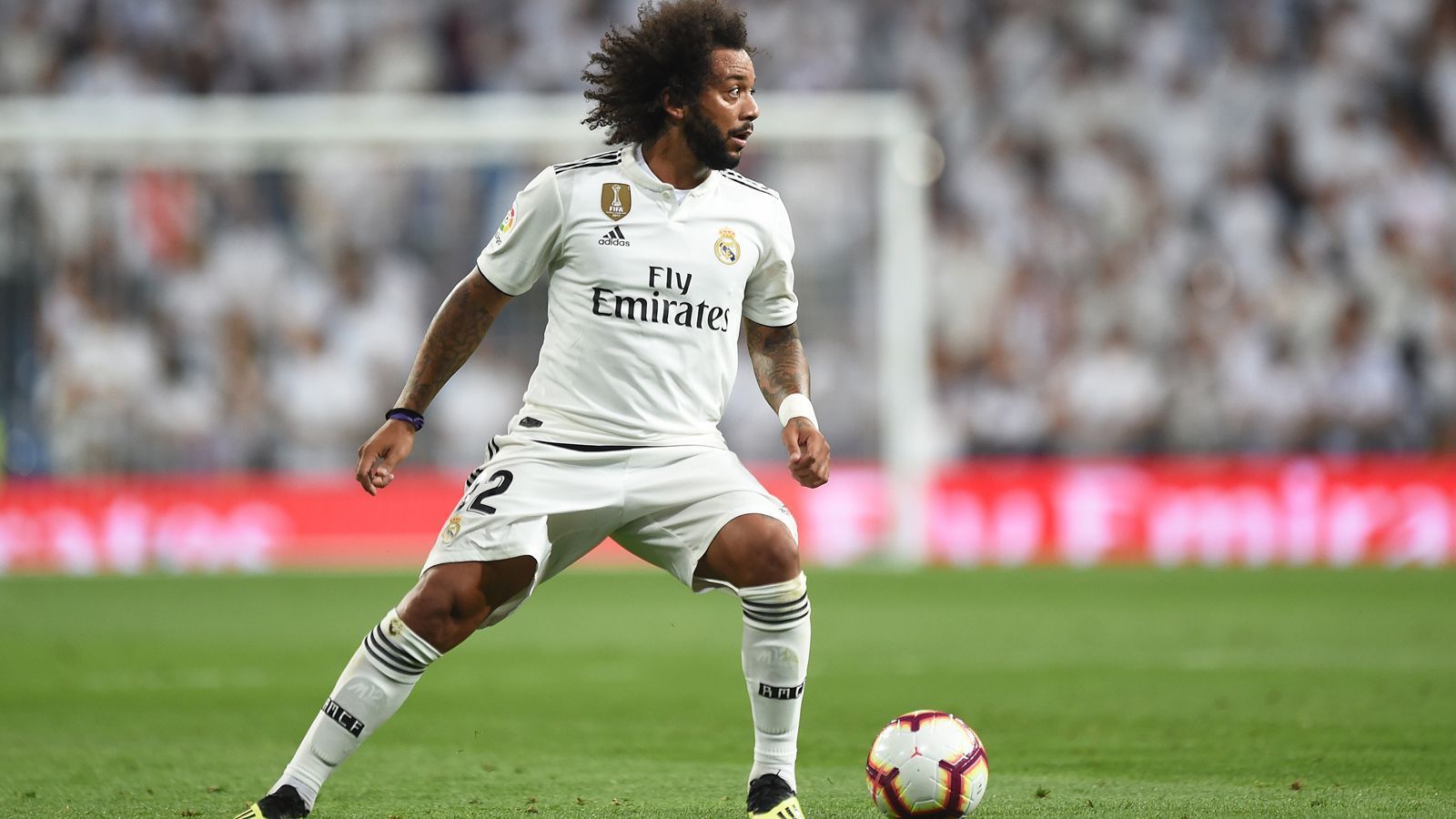 
                <strong>Marcelo (Brasilien)</strong><br>
                Geburtsdatum: 12. Mai 1988Verein: Real MadridPosition: linker AußenverteidigerTitel 2018: Champions-League-SiegerWM-Einsätze/-Tore: 4/0
              