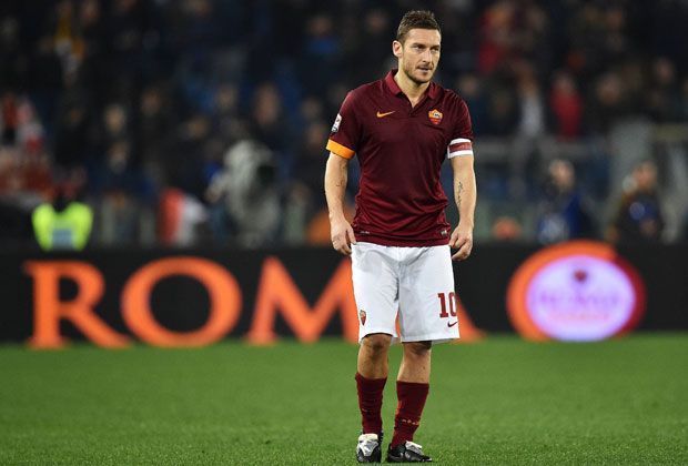 
                <strong>AS Rom</strong><br>
                Auch der Traditionsklub AS Rom um Legende Francesco Totti verbuchte einen neuen Fehlbetrag von 36,8 Millionen Euro. Doch die Roma kann immerhin noch ihre Rechnungen bezahlen, ganz im Gegensatz zum ...
              