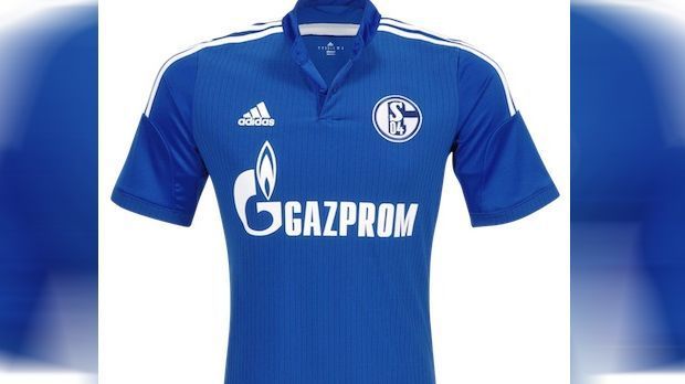 
                <strong>8. Platz: Schalke 04</strong><br>
                8. Platz: Schalke 04. Schalke übernimmt in dieser Saison das alte Trikot und tritt weiterhin in Königsblau mit Nadelstreifen sowie Stehkragen an. Der Traditionsklub sichert sich mit wenig Einsatz immerhin noch den achten Platz.
              