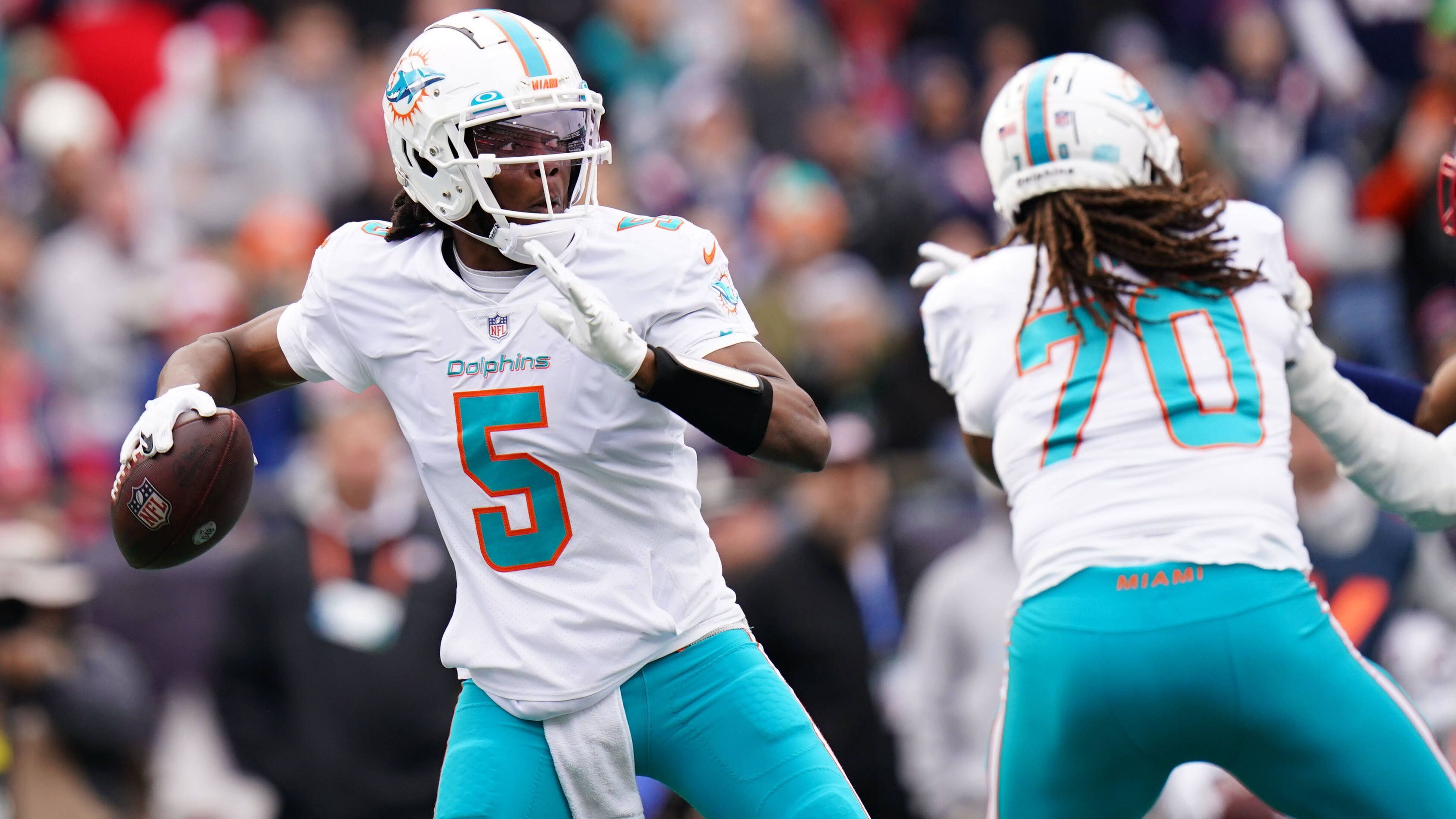 <strong>Teddy Bridgewater (Detroit Lions)</strong><br>Die Detroit Lions haben sich einen erfahrenen Mann für die Quarterback-Position geholt. Teddy Bridgewater unterschreibt in Michigan, das berichtet "ESPN". Der 30-Jährige soll an der Seite von Rookie Hendon Hooker der Backup sein und - solange jener Hooker noch nicht bereit ist - als Notlösung bereitstehen, sollte Jared Goff sich verletzen.