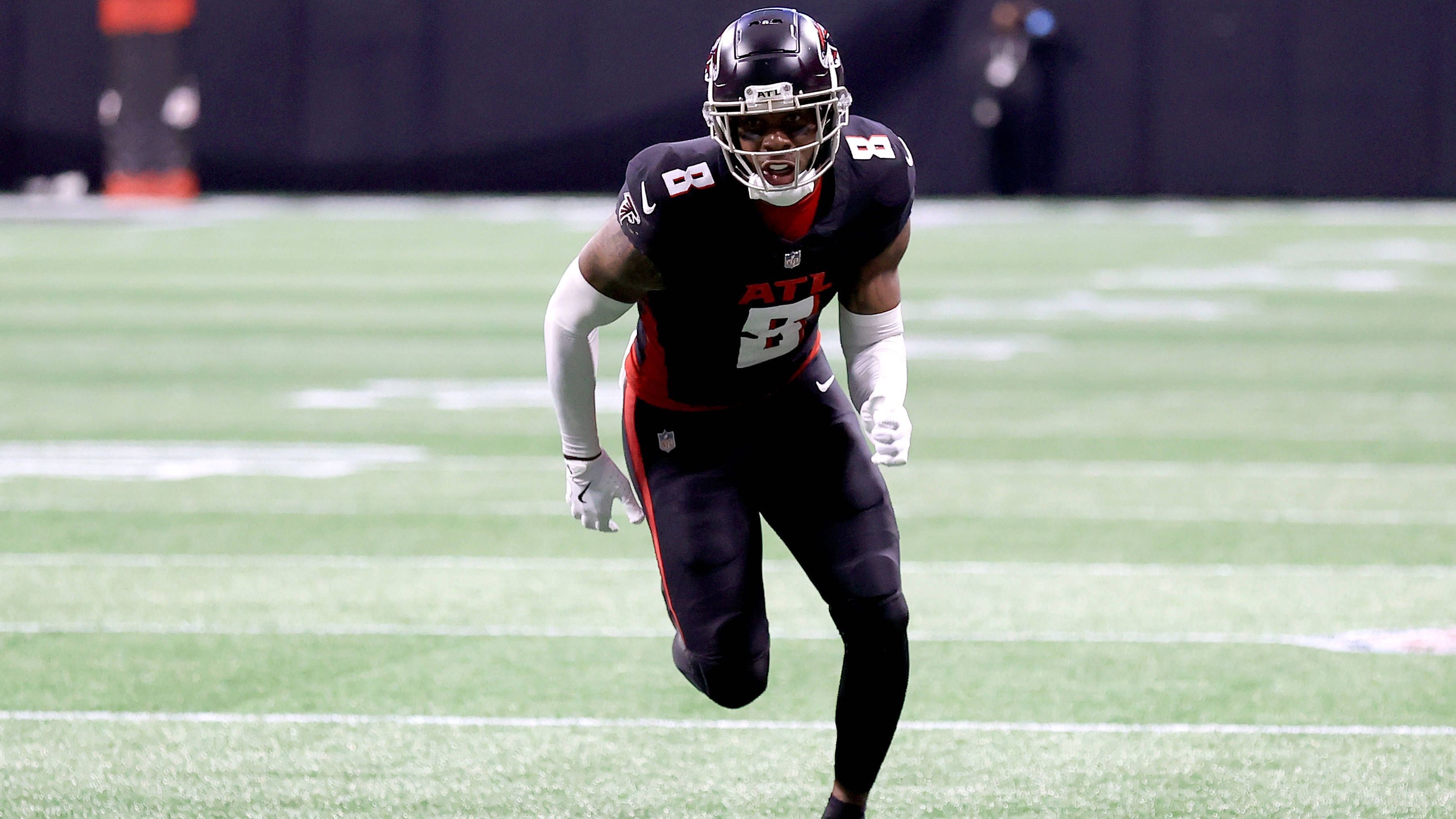 <strong>Kyle Pitts (Atlanta Falcons)</strong><br>In der noch frühen Saisonvorbereitung müssen die Atlanta Falcons auf Tight End Kyle Pitts verzichten. Der ehemalige Pro Bowler laboriert derzeit an einer Verletzung. Das gab Head Coach Raheem Morris auf einer Presserunde bekannt. Damit wollte er Gerüchten vorbeugen, es könnte sich um einen Holdout handeln. Der ehemalige First Round Pick, der in seiner Karriere bisher eher enttäuschte, geht in sein letztes Vertragsjahr.