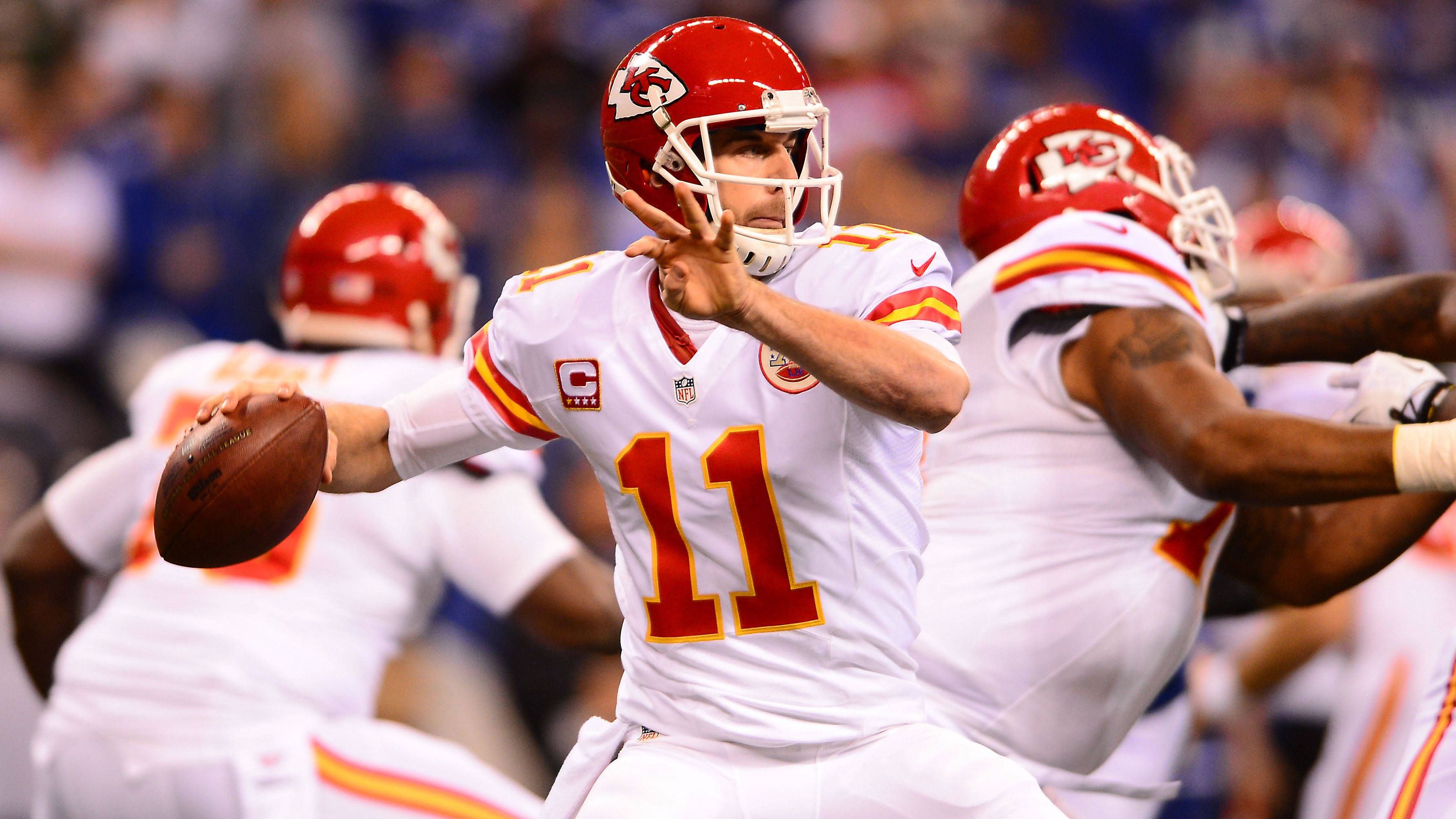 <strong>Platz 19: Alex Smith zu den Kansas City Chiefs (2013)</strong><br>Der Wechsel von Smith zu den Chiefs sorgte für Stabilität auf der Quarterback-Position und führte das Team zu mehreren Playoff-Teilnahmen und einem Division-Sieg.