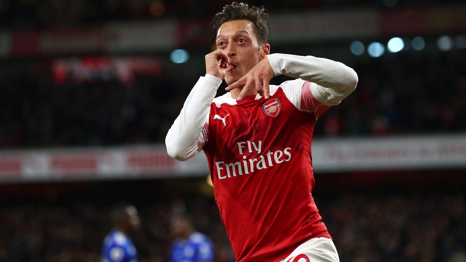 
                <strong>Platz 2 - Mesut Özil</strong><br>
                Premier-League-Tore: 33 - Premier-League-Spiele: 184 - Verein: FC Arsenal
              