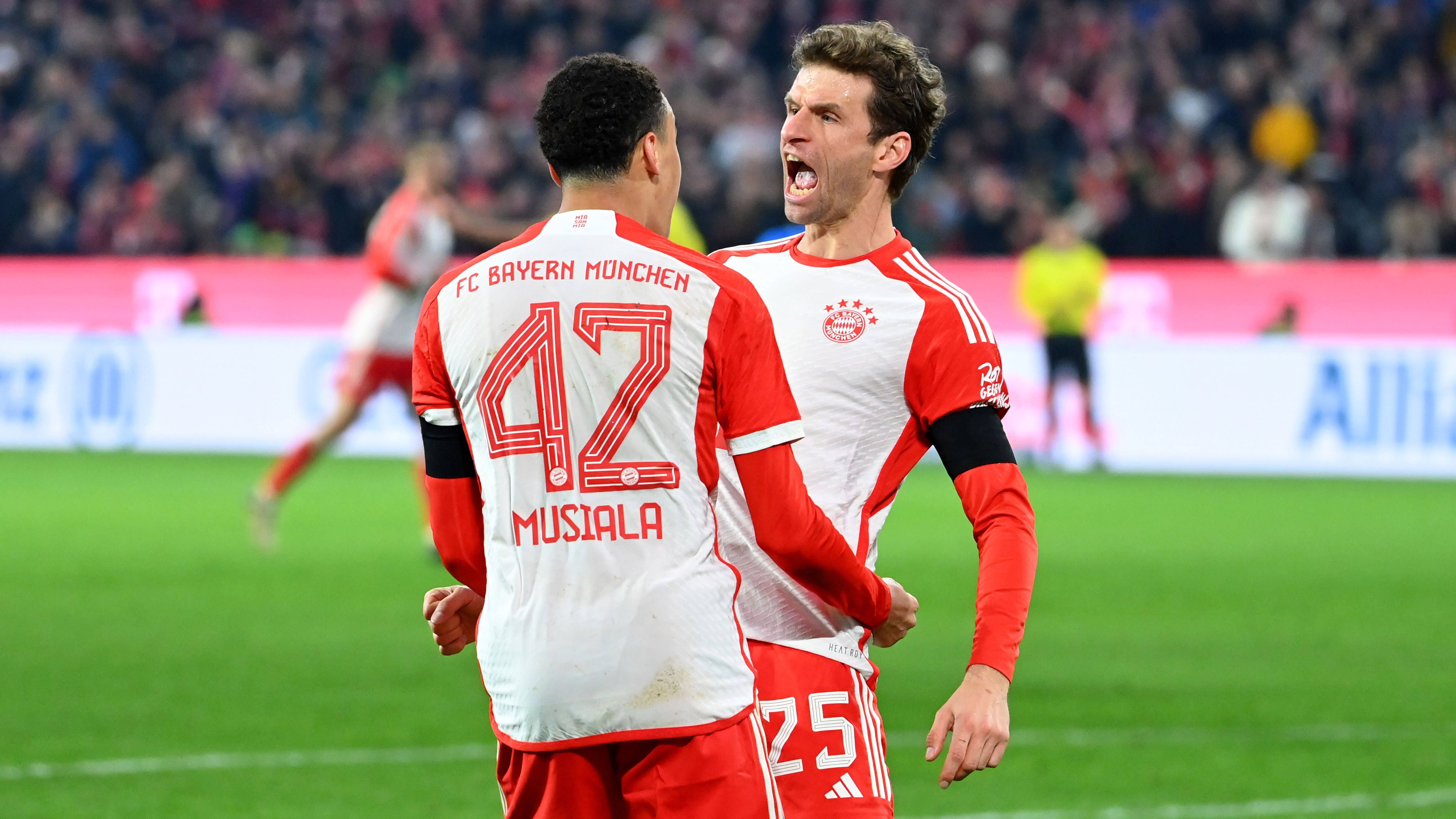 <strong>3. Baustelle: Die Mentalität</strong><br>Der FC Bayern will wieder mehr "Mia san mia" auf dem Rasen. Mehr Sieger-Mentalität, mehr Widerstandskraft, mehr Charakter, mehr Leidenschaft und Identifikation mit dem Verein - und natürlich die fußballerische Qualität. Womöglich geht das nur mit neuen, hungrigen Spielern.&nbsp;Dass Eberl weiß, was echte Anführer auszeichnet, bewies er einst mit den Verpflichtungen von Granit Xhaka oder Dante in Gladbach.