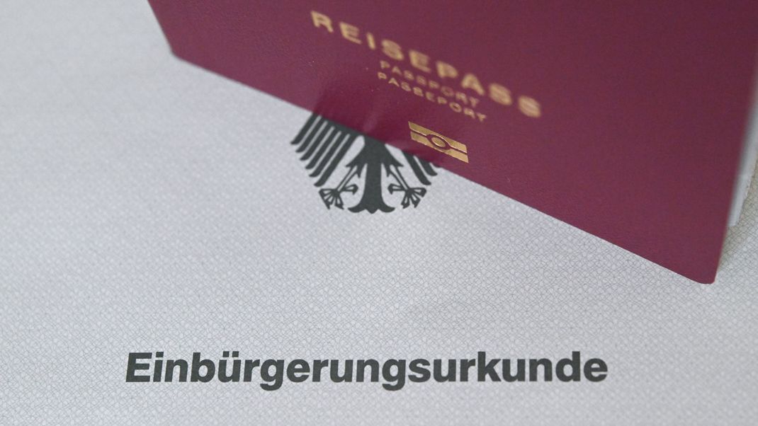 Begehrt bei vielen Asylbewerber:innen: der deutsche Reisepass