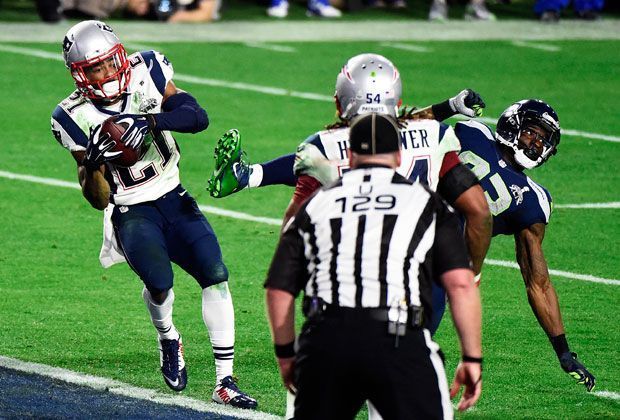 
                <strong>Die Entscheidung</strong><br>
                Das ist die Entscheidung und was für eine. Malcolm Butler fängt kurz vor der eigenen Endzone einen Pass von Russel Wilson. Mit nur noch wenigen Sekunden auf der Uhr bedeutet das den Sieg für die Pats. Seahawks-Coach Pete Carroll trifft mit Spielzug eine riesige Fehlentscheidung.
              