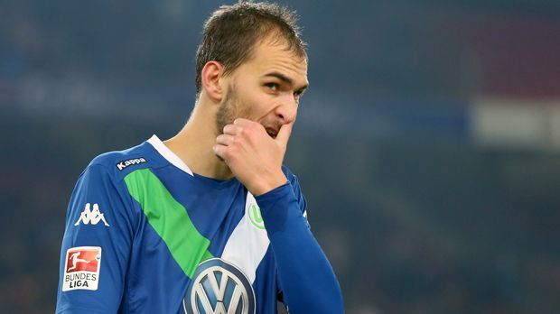 
                <strong>Bas Dost (VfL Wolfsburg)</strong><br>
                Bas Dost (VfL Wolfsburg): Der treffsicherste Stürmer des VfL Wolfsburg ist seit der Winterpause wegen eines Mittelfußbruches zum Zuschauen gezwungen. Läuft die Genesung optimal, steigt Dost Mitte März wieder ins Training ein.
              