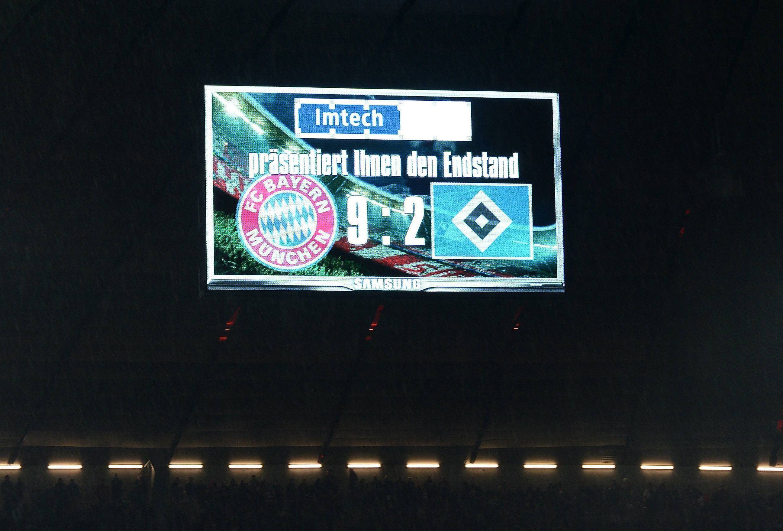 
                <strong>Die Zahlen und Fakten rund ums Stadion</strong><br>
                Die meisten Tore in einer Partie fielen 2013, als der Rekordmeister den HSV 9:2 nach Hause schickte. Der höchste Sieg gelang den Bayern im Februar 2015. 8:0 mussten sich - ebenfalls - die Hamburger damals geschlagen geben.
              
