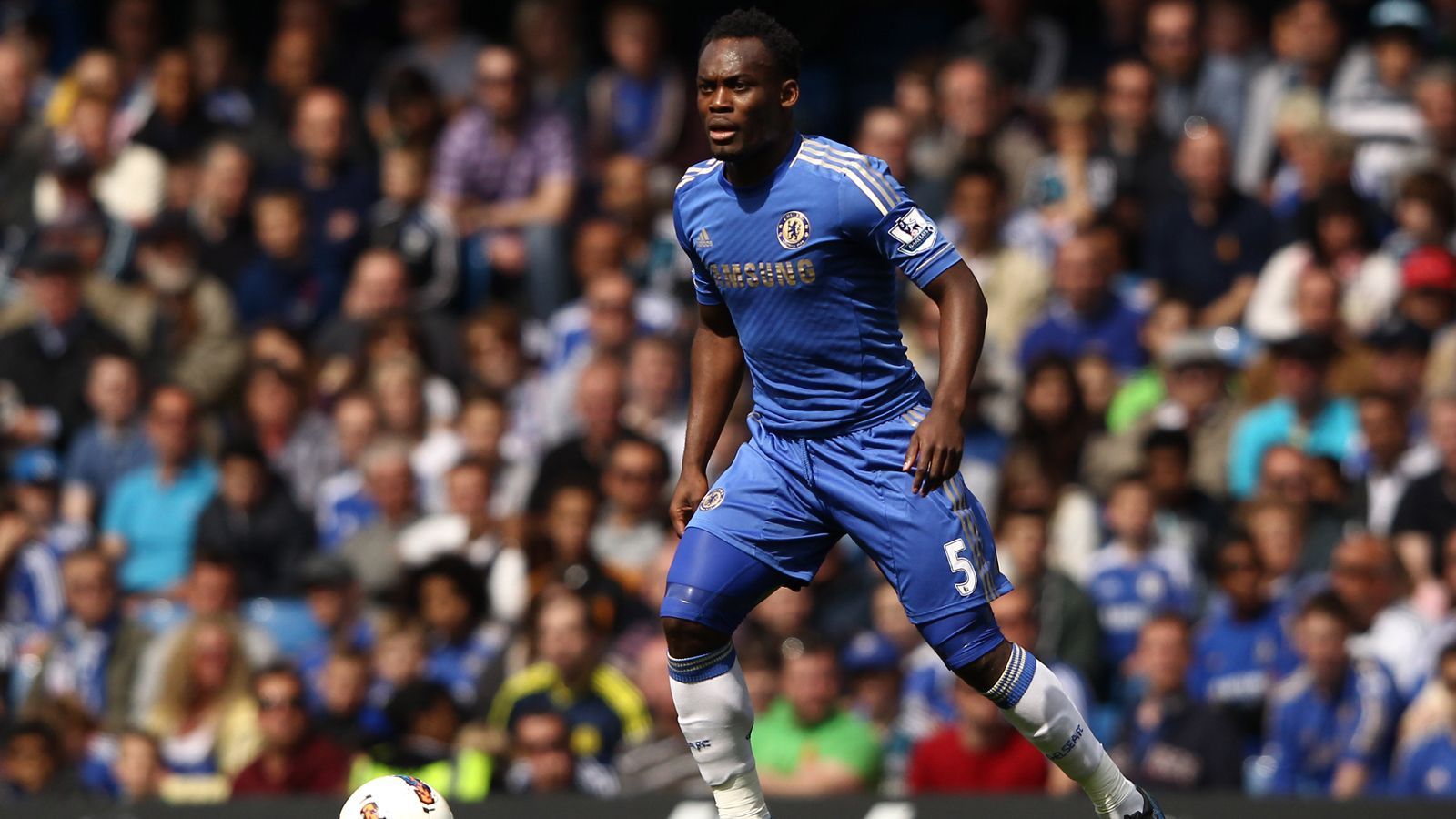 
                <strong>Platz 22 - Michael Essien (FC Chelsea)</strong><br>
                &#x2022; Ablösesumme: 111 Millionen Euro<br>&#x2022; Wechsel von Olympique Lyon zum FC Chelsea (2005)<br>
              