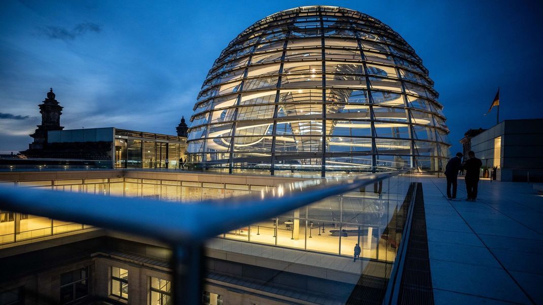 Im Bundestag in Berlin wurde lange über die Wahlrechtsreform debattiert.