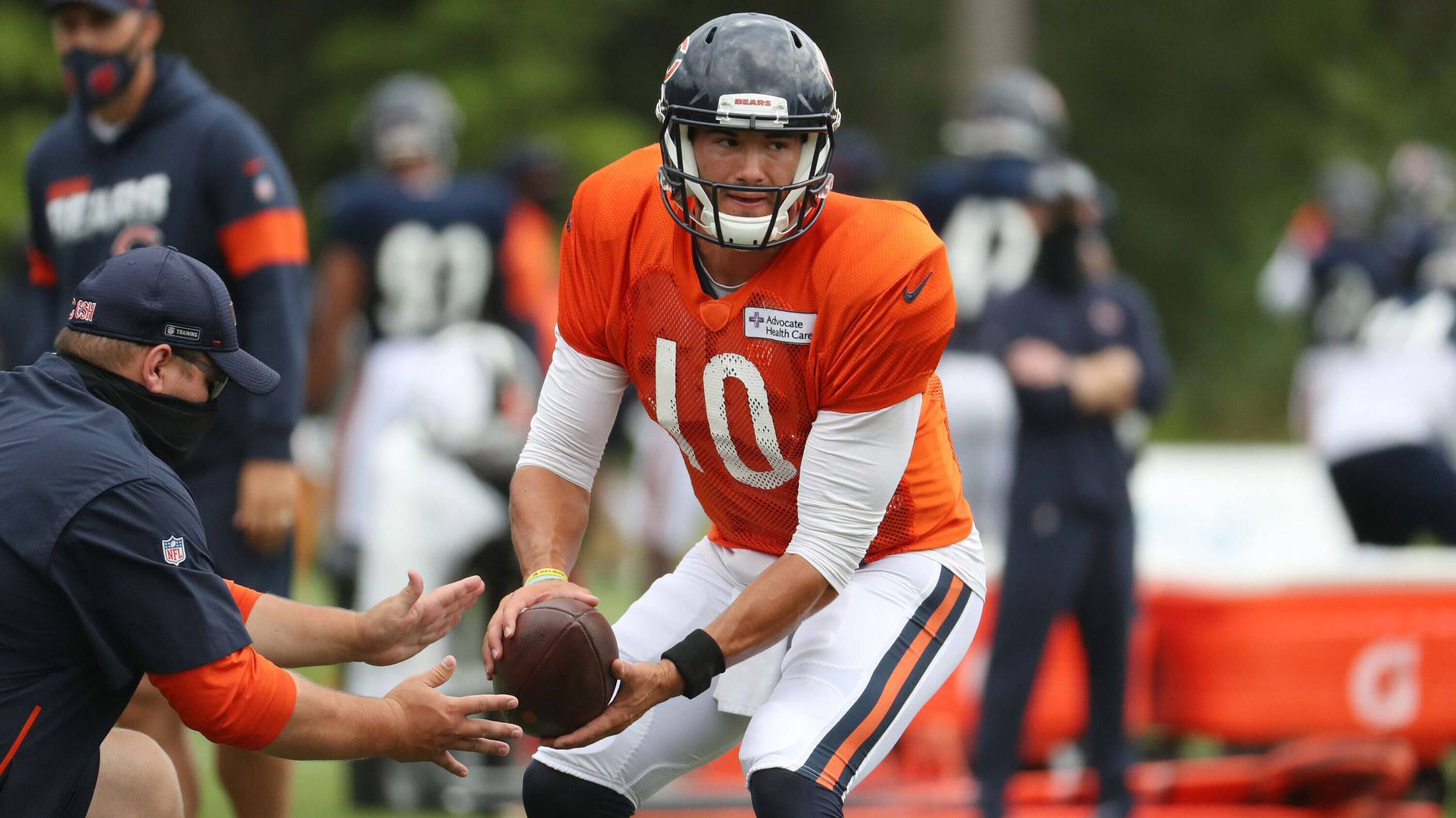 
                <strong>Chicago Bears at Detroit Lions</strong><br>
                Spengemann: "Trubisky als Starter? Er muss einen Quantensprung hingelegt haben. Also tippe ich mal gegen mein Bauchgefühl - Bears gewinnen."
              