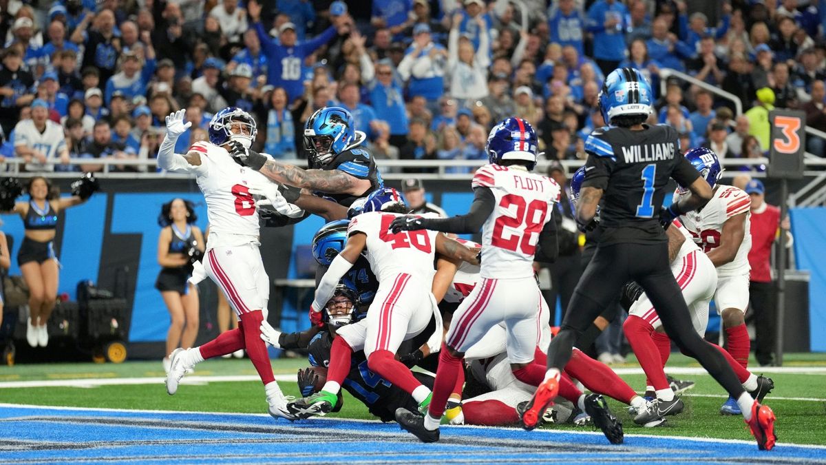 Touchdown durch Amon-Ra St. Brown (unten)