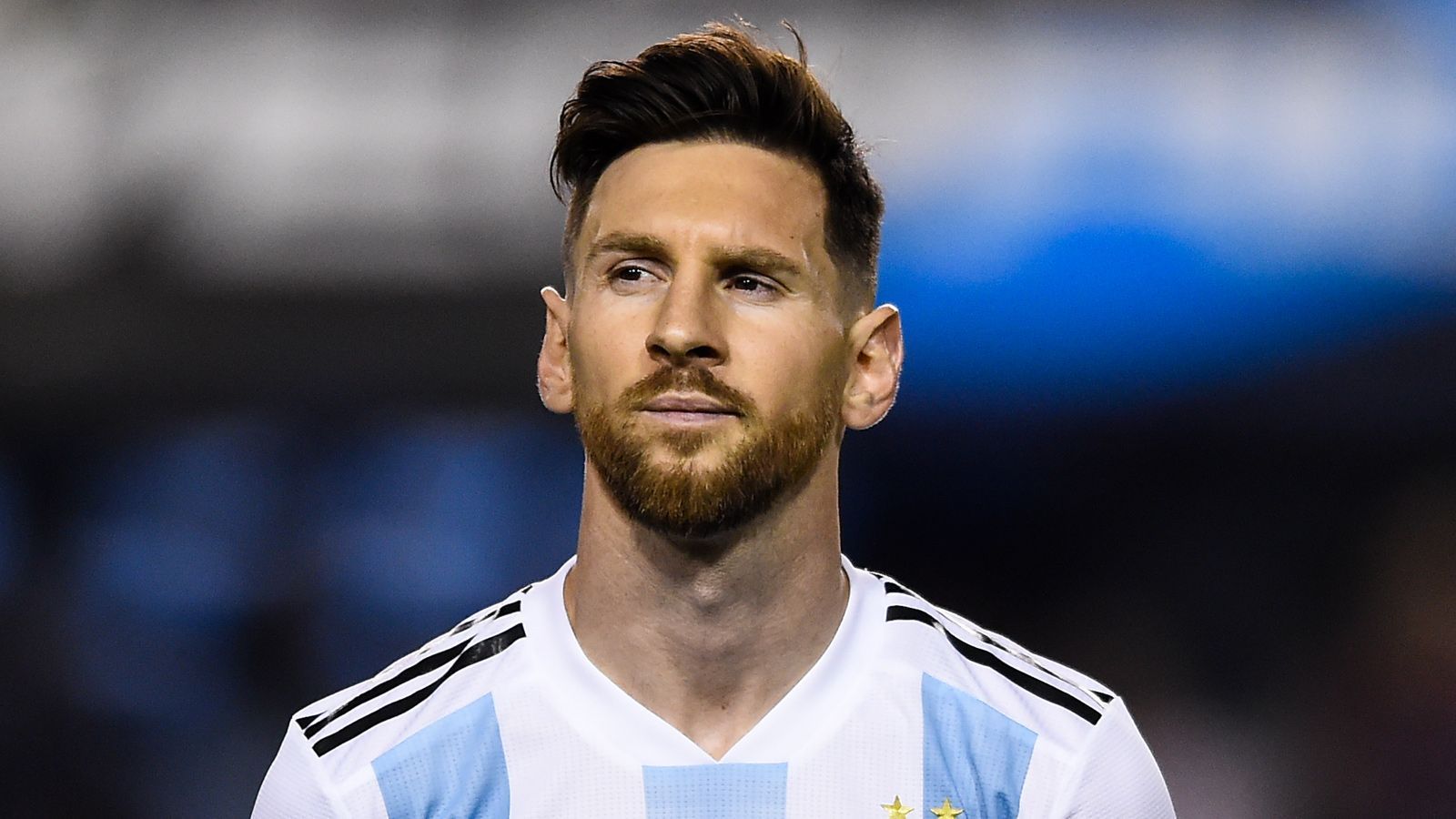 
                <strong>ran-Redakteur Christoph Dommisch tippt</strong><br>
                Weltmeister wird: Argentinien. Weil Lionel Messi ein richtig dufter Typ ist, den ich sehr mag. Er muss seine internationale Karriere einfach mit einem Titel krönen, sonst bleibt er unvollendet. Trotzdem werde ich mir kein Spiel dieser Fußball-WM ansehen ;-)!
              
