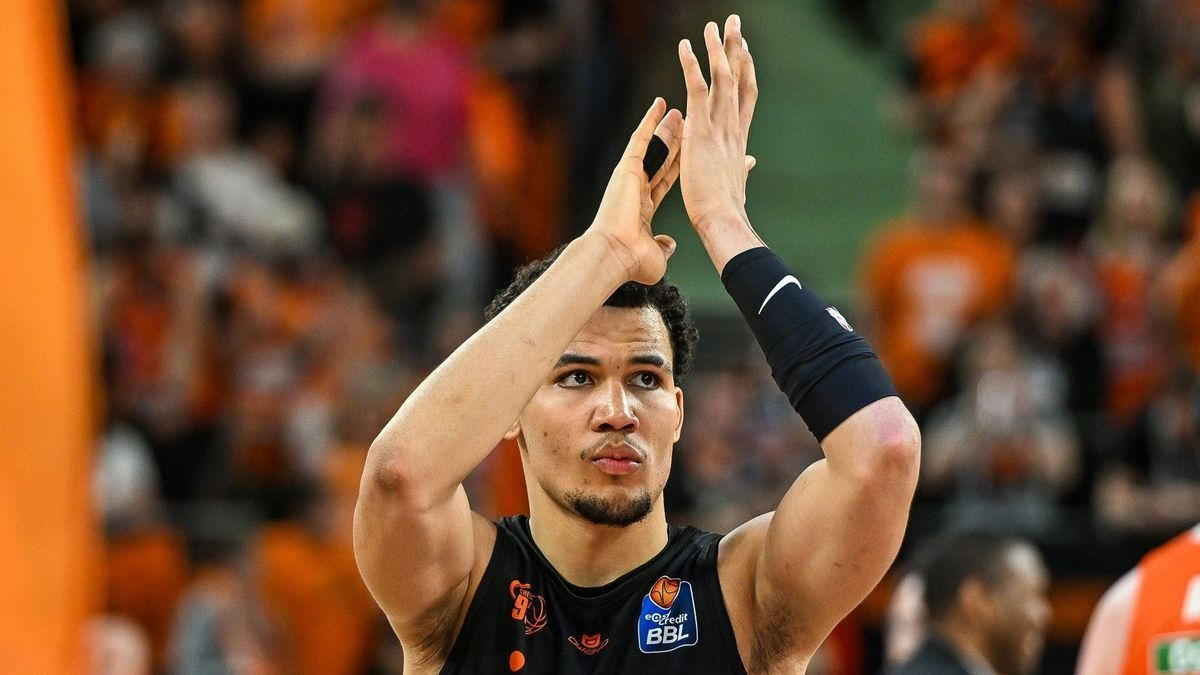 Neu bei den EWE Baskets: Nicholas Tischler