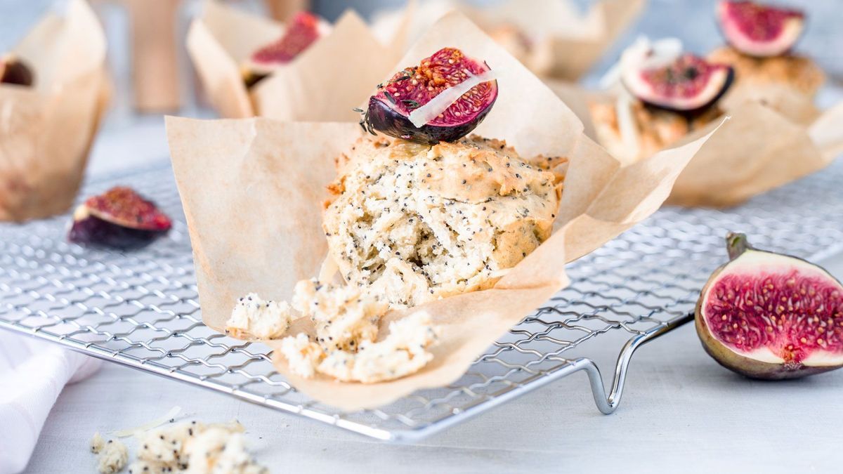 Käse-Muffins mit gerösteten Feigen 