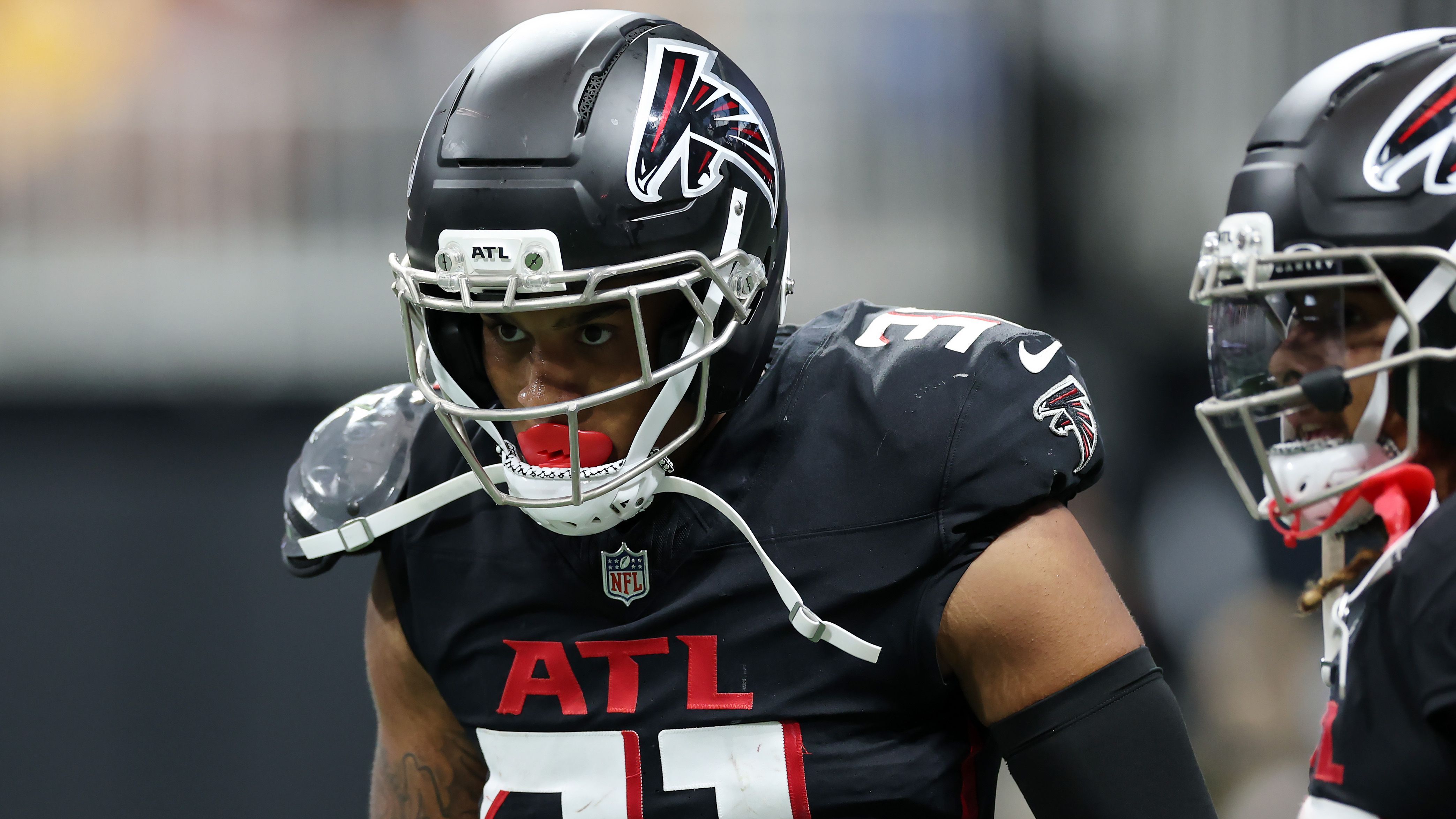 <strong>Rookie of the Month (Defense):&nbsp;Xavier Watts (Atlanta Falcons)</strong><br>Für Watts begann die NFL-Saison mit bislang 22 Tackles, vier abgewehrten Pässen und zwei Interceptions. Ligaweit ist er sogar der einzige Rookie mit bislang mehr als einer Interception. Er ist der fünfte Spieler der Falcons, der die Auszeichnung Rookie des Monats erhält. Zuletzt gelang dies Wide Receiver Calvin Ridley im September 2018.