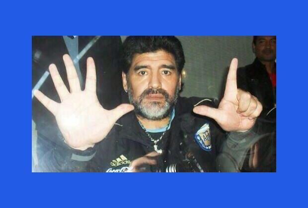 
                <strong>Ohne Worte</strong><br>
                Auch Diego Maradona zeigt sich schadenfroh in Richtung seines Nachbarlandes.
              