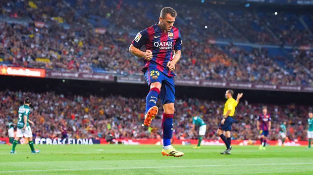 
                <strong>Sandro</strong><br>
                Auch Stürmer Sandro Ramirez kann sich Hoffnungen auf die Pedro-Nachfolge in Barcelona machen. Der U21-Nationalspieler kennt bereits das Gefühl, ein Tor in der Primera Division zu erzielen.
              