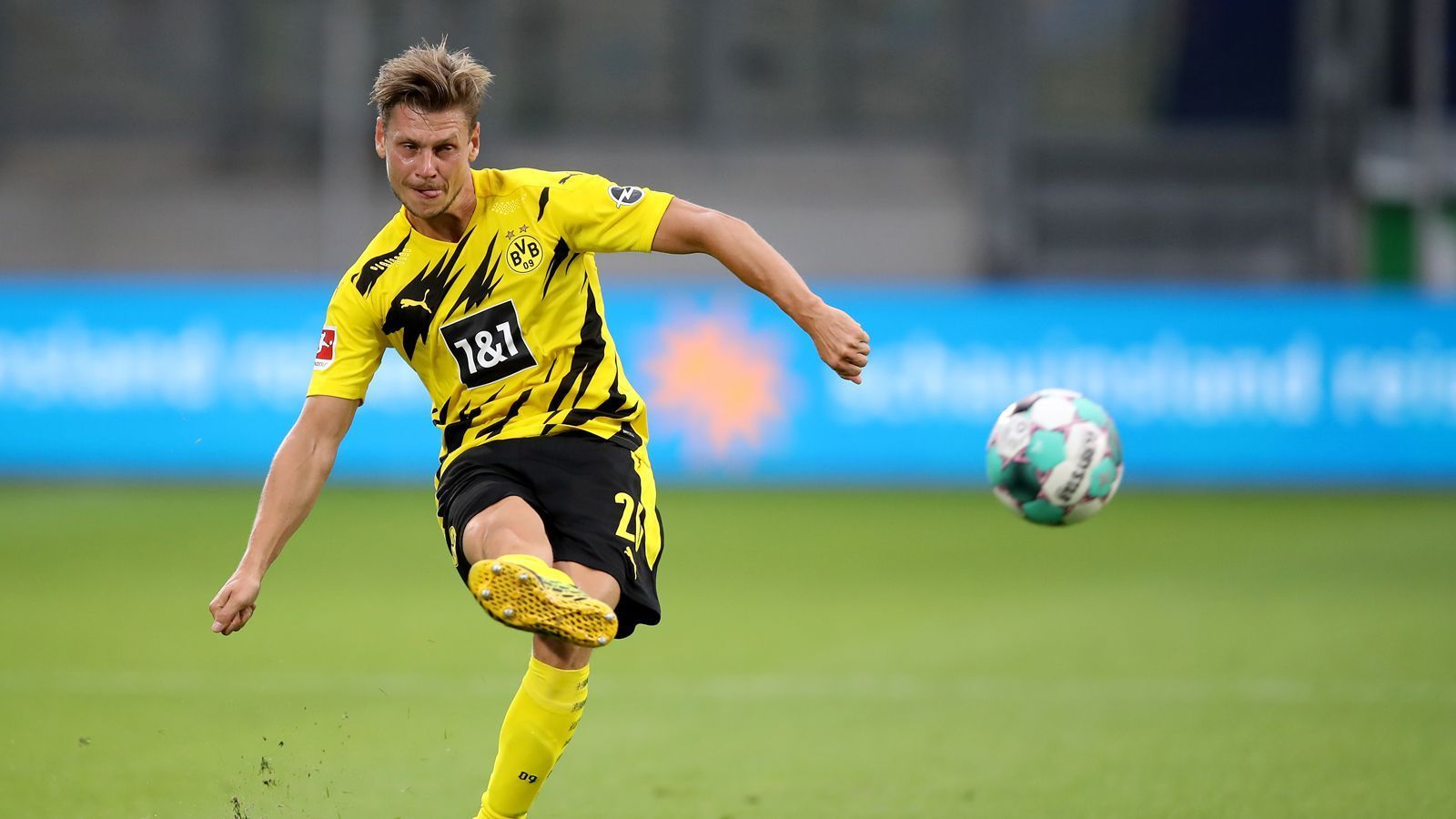 
                <strong>Lukasz Piszczek</strong><br>
                Wird in der 76. Minute eingewechselt. Ohne Note
              