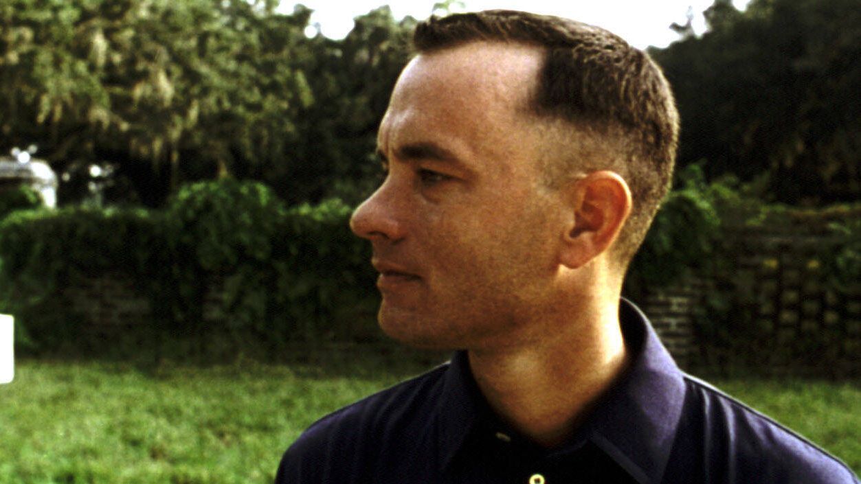 
                <strong>Forrest Gump ist der Film des Jahres</strong><br>
                Der erfolgreichste Film des Jahres 1994 ist die Paraderolle von Tom Hanks - Forrest Gump. Der Streifen, der sechs Oscars sowie drei Golden Globes gewann und ikonischen Status erlangen sollte, spielte 329 Millionen US-Dollar ein und war der erfolgreichste Film des Jahres.
              