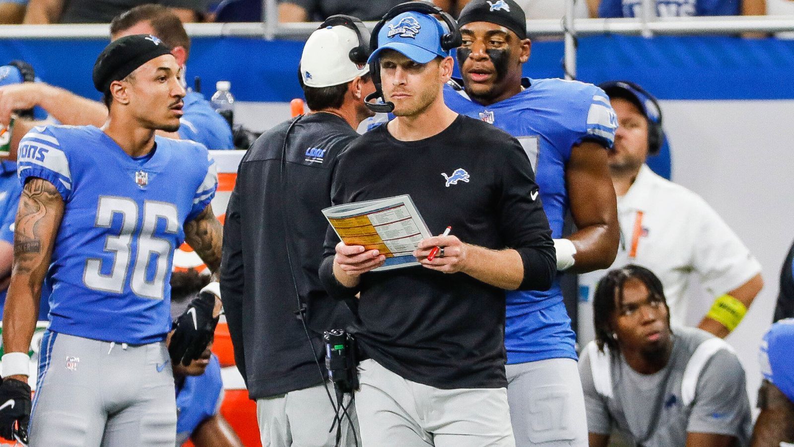 
                <strong>Assistant Coach of the Year</strong><br>
                &#x2022; Ben Johnson, Offensive Coordinator (Detroit Lions)<br>
              