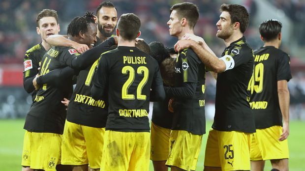 
                <strong>Top - Platz 2: Borussia Dortmund (Deutschland)</strong><br>
                Transfer-Einnahmen: 284 Millionen EuroTransfer-Ausgaben: 115 Millionen EuroTransfer-Saldo: 169 Millionen Euro
              