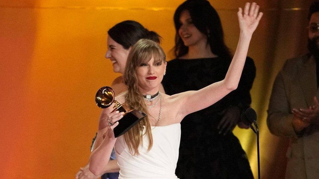 Taylor Swift schreibt bei den Grammy Awards Geschichte.