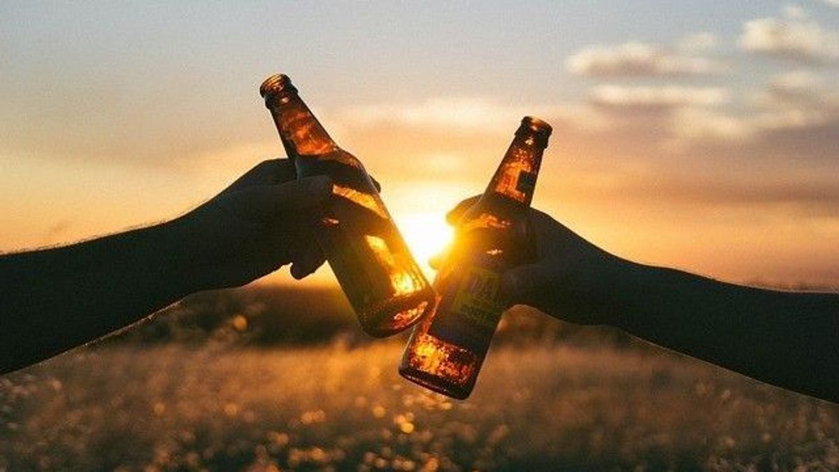 Bierflaschen Sonnenuntergang