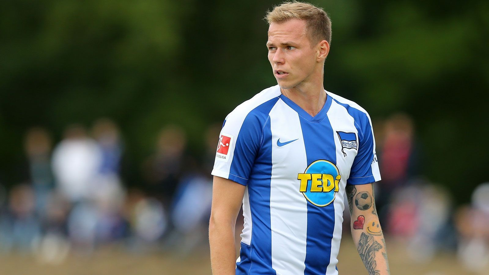 
                <strong>Platz 15: Ondrej Duda</strong><br>
                 - Verein: Hertha BSC (jetzt 1.FC Köln) - Marktwertverlust: - 3,5 Millionen Euro - Marktwert: 7 Millionen Euro
              