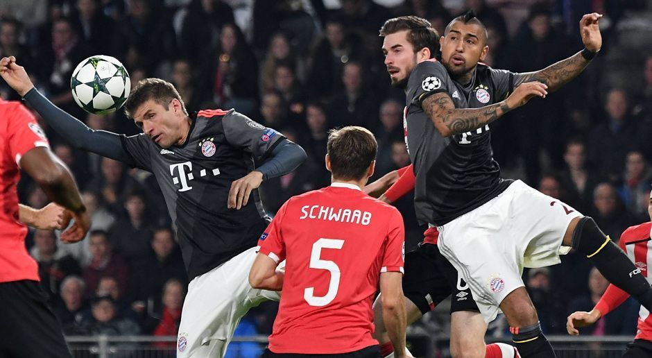 
                <strong>Thomas Müller</strong><br>
                Thomas Müller: Startete mit einer schönen Direktabnahme in der zweiten Minute ins Spiel. Im Anschluss stand sein Spiel unter dem Motto "harte Arbeit". Ging viele Wege nach hinten, scheute keine Zweikämpfe. In der 62. Minute hätte er nach das 2:1 machen müssen, als der Torwart einen Vidal-Schuss abklatschen ließ. ran-Note: 3.
              