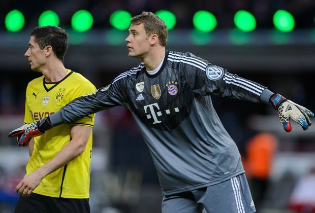 
                <strong>Neuer gegen Lewandowski</strong><br>
                Im Pokalfinale am 17. Mai 2014 begegnen sich die beiden zum bislang letzten Mal als Gegner. Manuel Neuer geht mit dem FC Bayern als 2:0-Sieger gegen den BVB und Robert Lewandowski vom Platz.
              