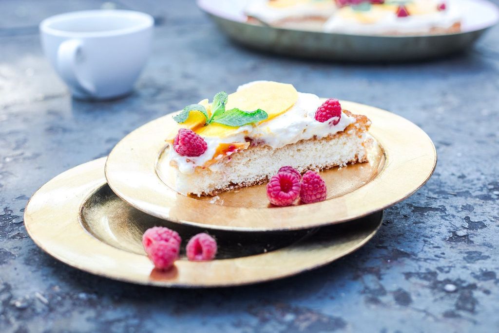 Blitz-Torte mit Mango und Himbeeren: Rezept aus Enie backt