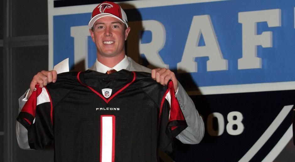 
                <strong>NFL-Draft 2008</strong><br>
                In der ersten Runde ausgewählte Quarterbacks:Pick 3 (Atlanta Falcons) - Matt Ryan (Foto) - Pick 18 (Baltimore Ravens) - Joe Flacco
              