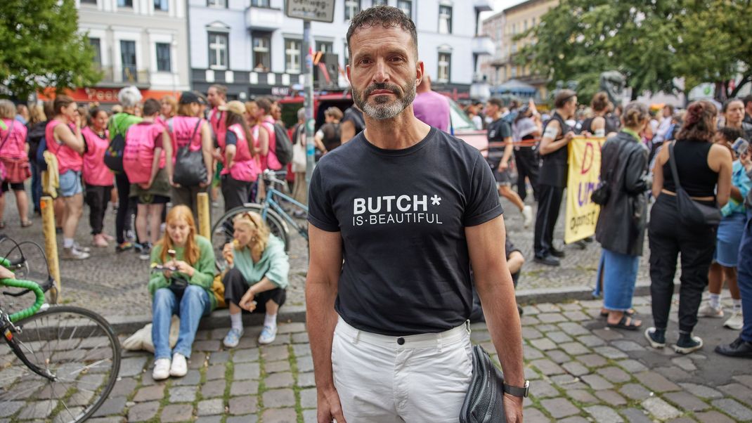 Alfonso Pantisano, Queer-Beauftragter Berlins, sorgt mit einem Foto für Kritik. (Archivbild)