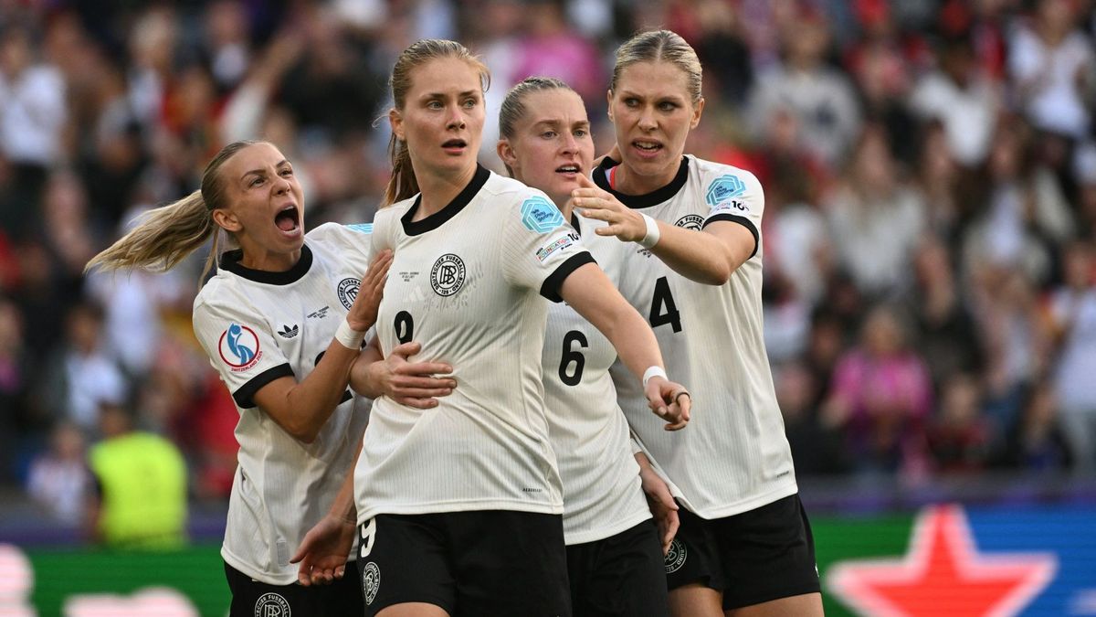 Bereits weiter: Sjoeke Nüsken und die DFB-Frauen