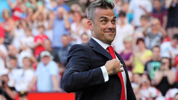 
                <strong>Robbie Williams (Port Vale)</strong><br>
                Robbie Williams (Port Vale). Der Sänger kauft 2006 für 240.000 Pfund Anteile vom englischen Drittligisten Port Vale. Allerdings melden die Engländer 2012 Insolvenz an.
              